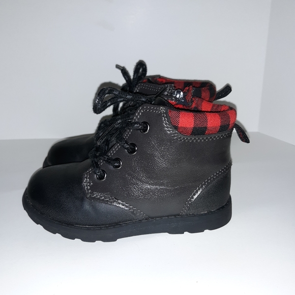 Carters boys boots - Picture 2 of 6